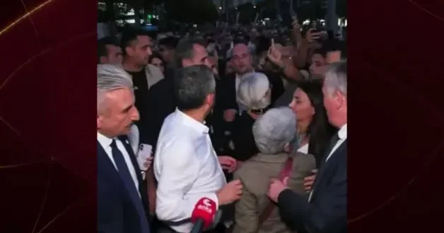 Özgür Özel den derdini anlatan vatandaşa beddua: Allah seni kahretsin
