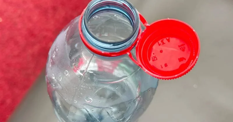 Marketlerdeki plastik şişeler değişiyor: Artık böyle görünecekler Sözcü Gazetesi