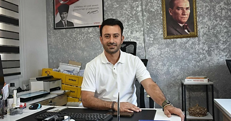 İzmir Bornova da soluk borusuna şeker kaçan 2,5 yaşındaki kızı muhtar kurtardı
