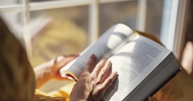 Günde 15 dakika kitap okuyana para ödülü: Devlet destekli yeni dönem başladı