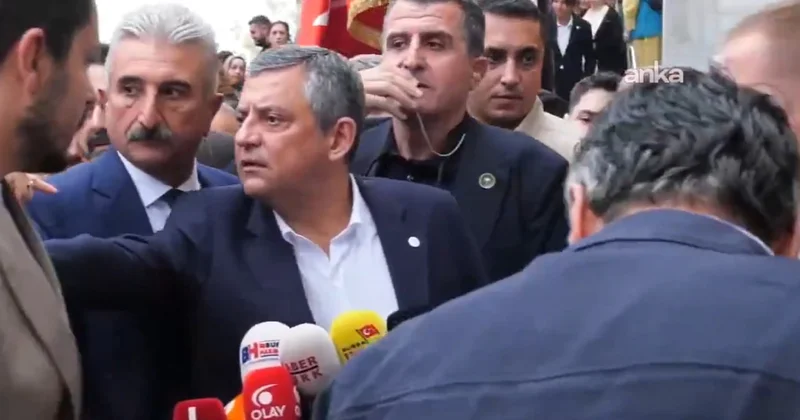 Özgür Özel çok sinirlendi: “Sen buradan git! Gelme buraya Sözcü Gazetesi