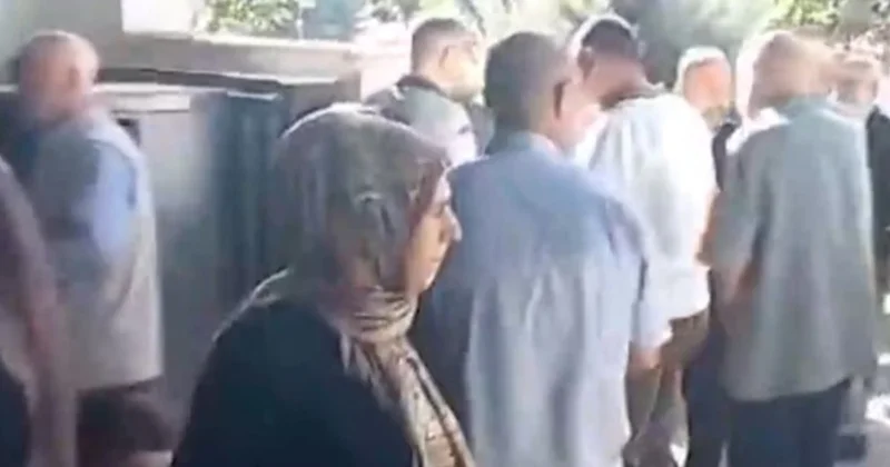 5 saat kuyruk, 1 kilo kıyma Sözcü Gazetesi