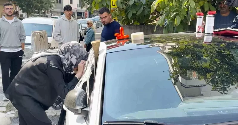 Otomobilde Kilitli Kalan Çocuk Kurtarıldı