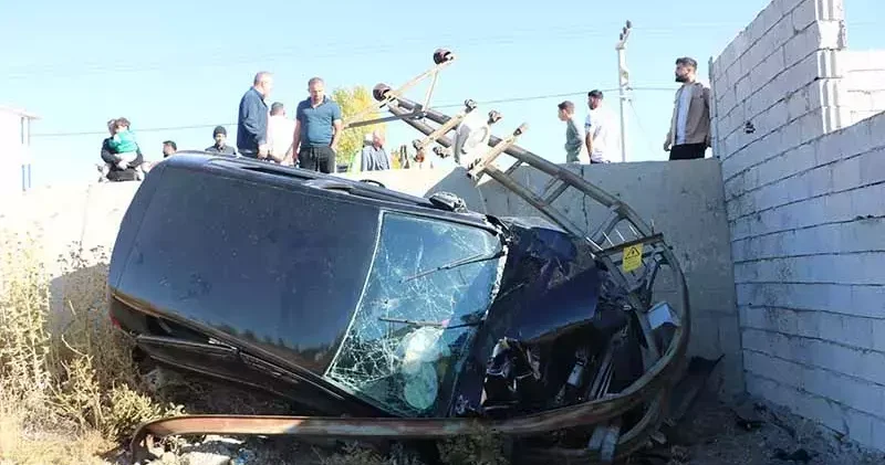 Düğün yolunda kaza; aynı aileden 6 kişi yaralandı