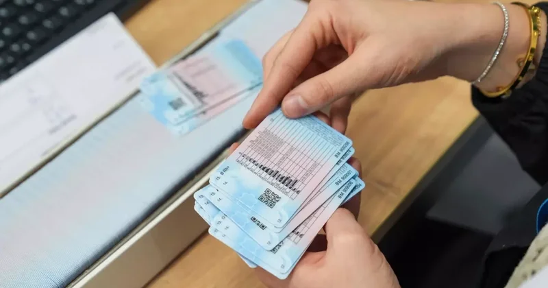 Ehliyet yenilemede son tarih yaklaşıyor! Ücret 15 TL den 7.500 TL ye çıkıyor