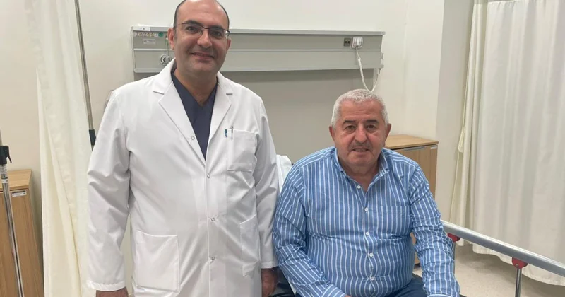 Yemek borusuna takılan 4 santimetrelik kemik endoskopiyle çıkarıldı