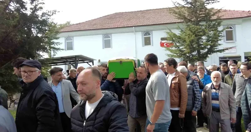 Otobüs durağına dalan araç genç kadını hayattan kopardı