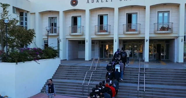 Muğla nın Bodrum ilçesi merkezli 4 ilde göçmen kaçakçılığı operasyonunda 13 tutuklama Muğla Haberleri