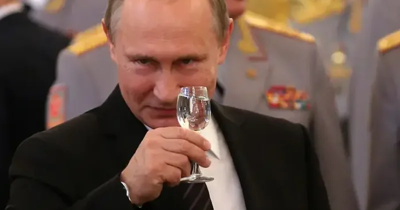 Rus gazeteci ülkeden kaçtı: Putin in haremini ortaya çıkardı Sözcü Gazetesi