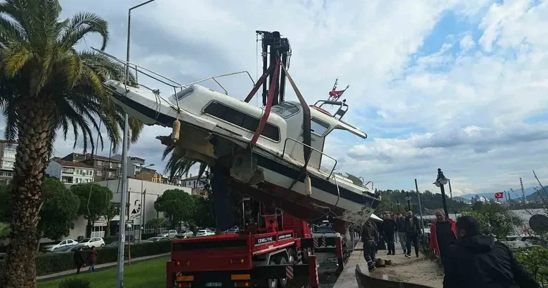 Fırtınada batan tekne kurtarıldı