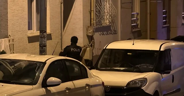 Eskişehir de evde bıçaklanan kişi hayatını kaybetti Ev sahibi kadın Yalvarırım ölmedi deyin diyerek feryat etti Eskişehir Haberleri Habertürk Yerel Haberler