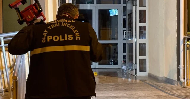 Kayseri de binanın girişinde çıkan bıçaklı kavgada 2 kişi yaralandı Kayseri Son Dakika Haberleri Habertürk Yerel Haberler