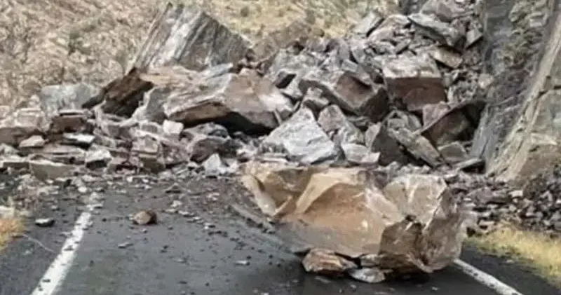 Şırnak Beytüşşebap kara yolu ulaşıma kapandı