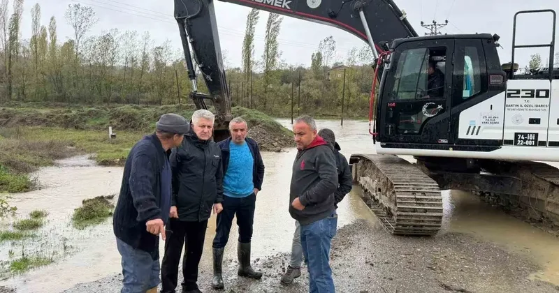 Bartın’da 15 saatte 14 sel, 12 çatı uçması ihbarı yapıldı