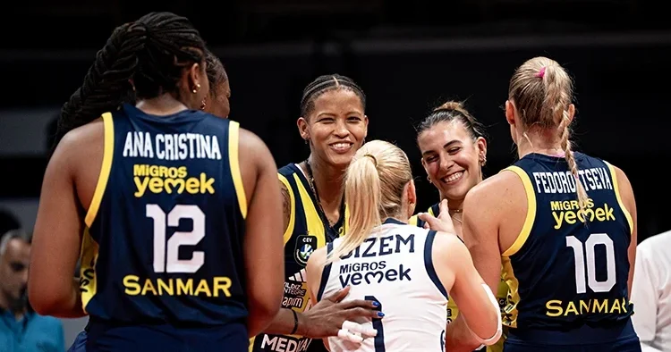 Fenerbahçe Medicana set vermeden kazandı!
