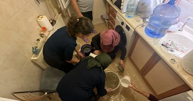 Bolu da sağanak etkili oldu: 6 daireyi su bastı Bolu Haber Habertürk Yerel Haberler