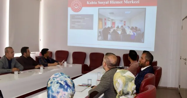Kahta da bağımlılıkla mücadele çalışmaları değerlendirildi Adıyaman Haber Habertürk Yerel Haberler