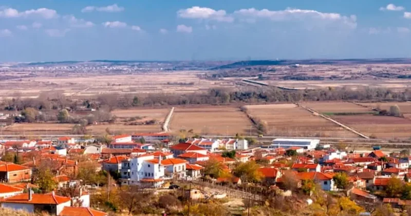 Türkiye ye arabayla 20 dakika uzaklıkta: Bu köylere yerleşenlere 500 bin TL verilecek Sözcü Gazetesi