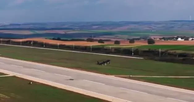 KIZILELMA rakiplerinin bir adım önünde