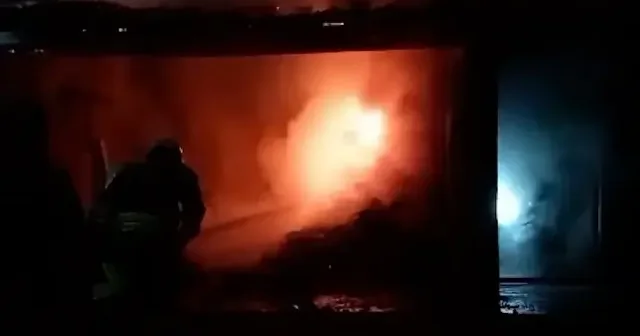 Konya da evin müştemilatında ve deposunda çıkan yangın söndürüldü VİDEO İZLE