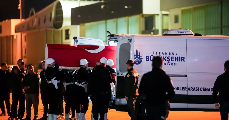 Hırvatistan daki uçak kazasında şehit olan Pilot Hasan Bahar ın naaşı İstanbul a getirildi