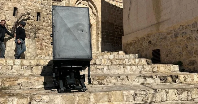 Mardin de çöp taşıyan kadrolu eşeklerin yerine kullanılacak paletli aracın saha testi tamamlandı Mardin Haberleri