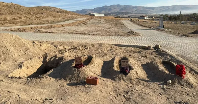 Türkiye yi ağlatan olayda kahreden manzara! Eşi ve çocuklarının yanına mezarı kazıldı