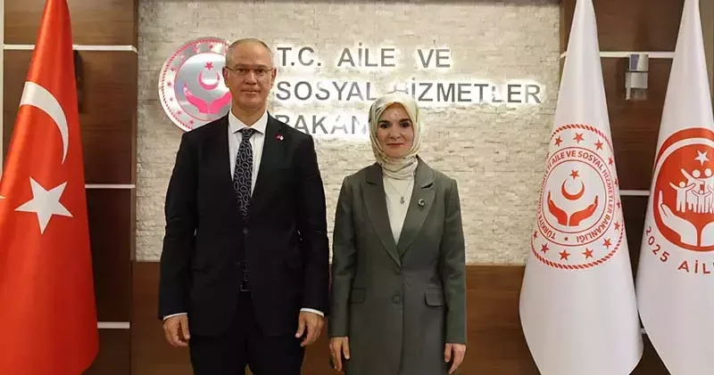 Bakan Göktaş, KKTC Çalışma ve Sosyal Güvenlik Bakanı Hasipoğlu ile görüştü