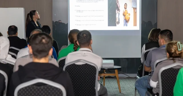 Manavgat Belediyesi nden turizm çalışanlarına cinsel istismar ve tacizi önleme eğitimi Antalya Haberleri