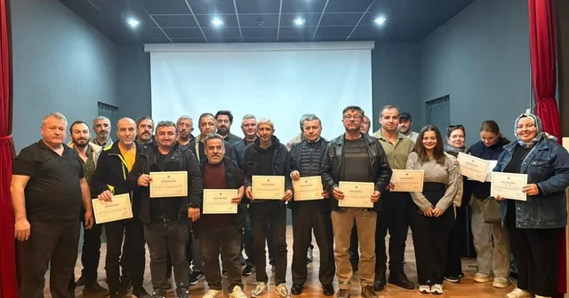 Sakarya Büyükşehir in uzmanları evcil hayvanlarla ilgili bilinmesi gerekenleri anlattı Sakarya Haberleri