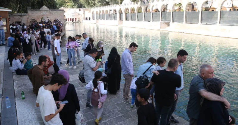 9 günlük tatilde oraya akın ettiler: Doluluk yüzde 90 ı aştı