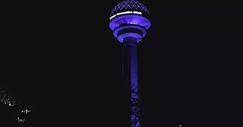 ‘Dünya Prematüre Günü’ dolayısıyla Sağlık Bakanlığı ve Atakule için mor ışıkla renklendirildi