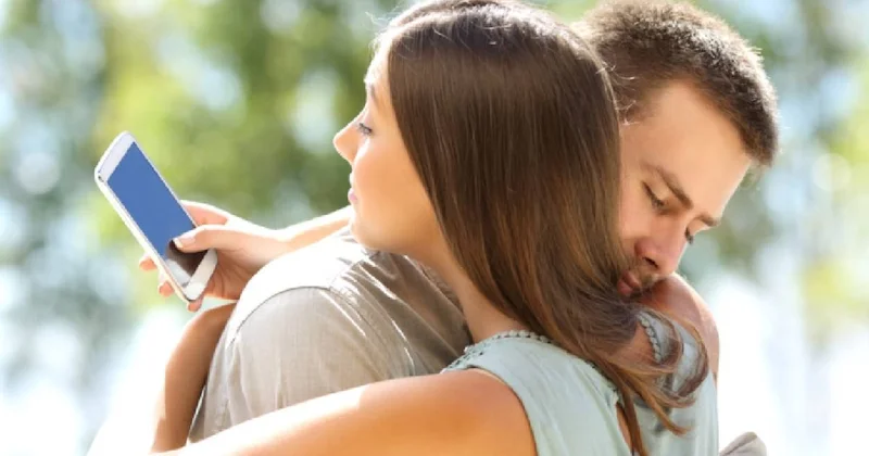 Kadınları fark ettirmeden uzaklaştıran 11 davranış: Uzmanlardan erkeklere uyarı Sözcü Gazetesi