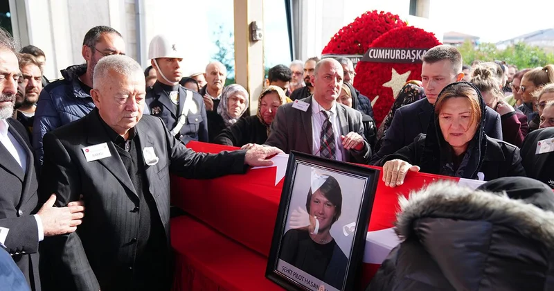Şehit pilot Hasan Bahar İstanbul da son yolculuğuna uğurlandı