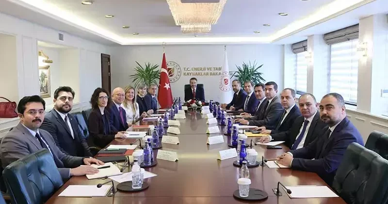 Bakan Bayraktar, Dünya Bankası Türkiye Ülke Direktörü Lopez ile görüştü