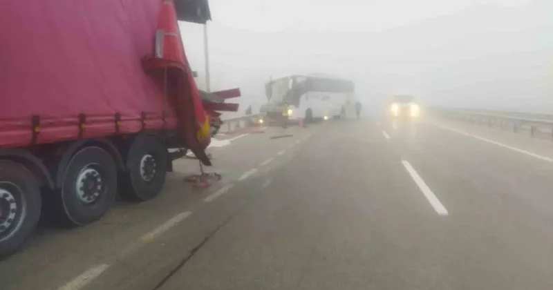 Erzurum’da yoğun sis kazaya sebep oldu