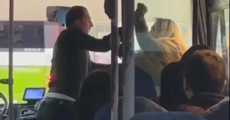 Şoför ile kadın yolcu tekme tokat birbirine girdi Sözcü Gazetesi