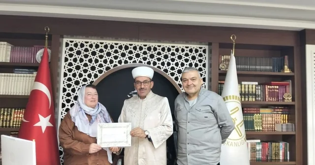 Alanya da farklı ülkelerden 20 kişi İslamiyet i seçti Antalya Haberleri