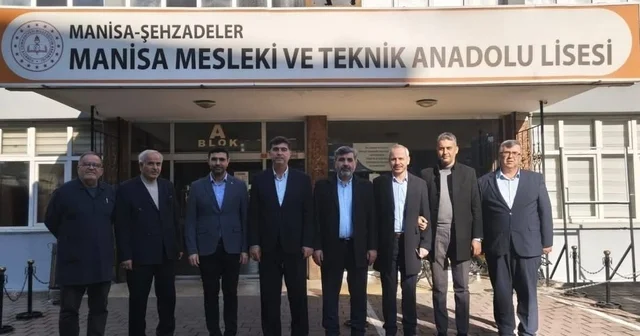 Eğitimcilerin sesi Şehzadeler de yükseldi Manisa Haberleri