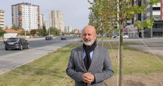 Başkan Çolakbayrakdar: Yeşil alanda dünya standartlarını üçe katlıyoruz Kocasinan, 11 yılda 1 milyon 67 bin ağaç dikerek geleceğe nefes, şehre oksijen kaynağı oldu Kayseri Haberleri