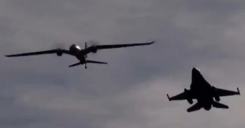 CHP nin 2 numaralı koltuğunda oturuyor... WhatsApp grubundan sızan çok kritik İHA bilgileri! Sözcü Gazetesi