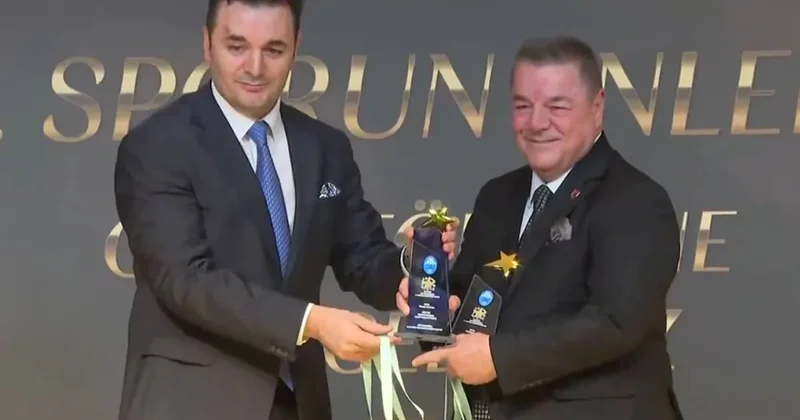 Reis ödülü kaptı