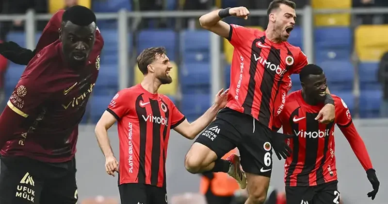 (ÖZET) Gençlerbirliği muhteşem geri döndü! Kupaya 3 puanla başladı Gençlerbirliği Bodrum FK maç sonucu: 3 2 Fanatik Gazetesi Futbol Haberleri Spor