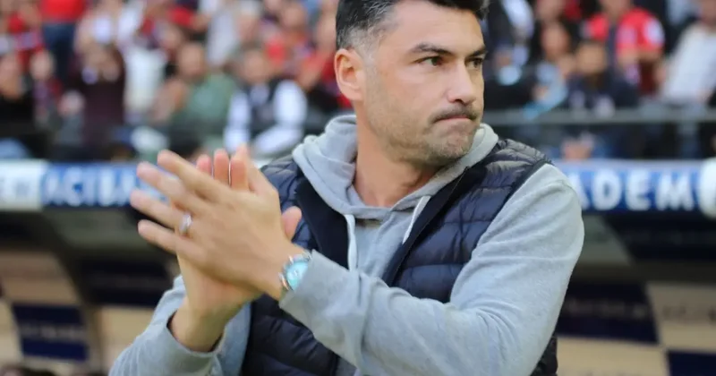 Sürpriz anlaşma! 3 gün önce istifa ettiği takıma geri dönüyor