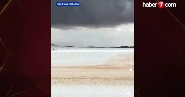 Suudi Arabistan’ın yüksek kesimlerinde yılın ilk karı yağdı
