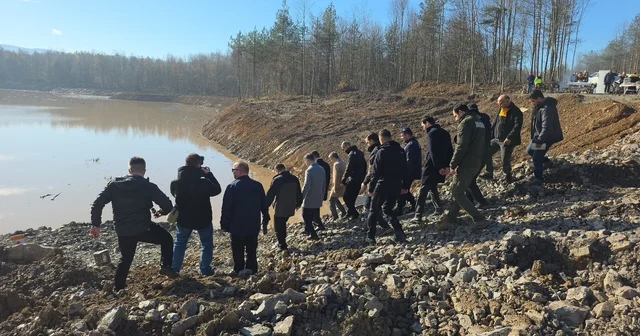 Düzce nin doğa turizminin gelişmesi için hazırlanan Üçgöller Projesi devam ediyor Saklıgöl ün aynası ortaya çıkmaya başladı Düzce Haberleri