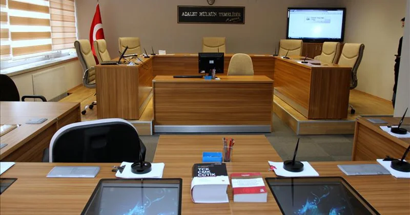 Emsal karar: Mahkeme kadının nafaka ödemesine karar verdi