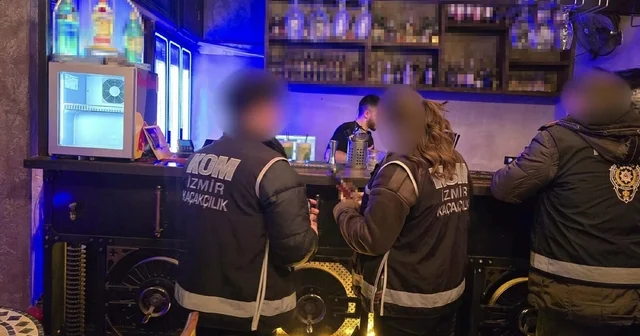 İzmir de yılbaşı öncesi sahte alkol operasyonu: 2 tutuklama İzmir Haberleri