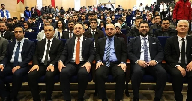 Bakan Yardımcısı Eminoğlu: 81 ilin tamamında gençlik ve spor tesislerimiz var Muş Haberleri