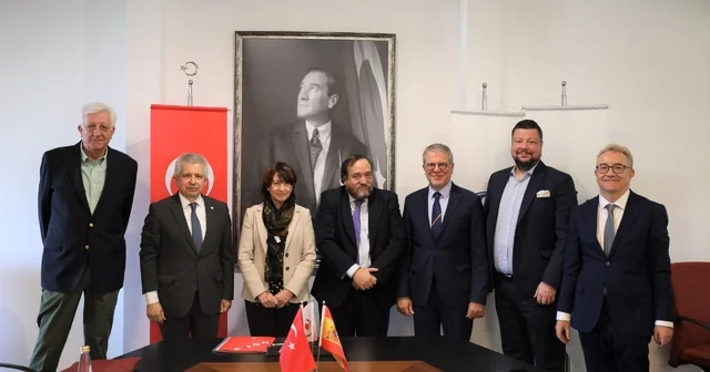 İzmir den İspanya ya uzanan eğitim köprüsü İEÜ ile Cervantes arasında örnek iş birliği İzmir Haberleri